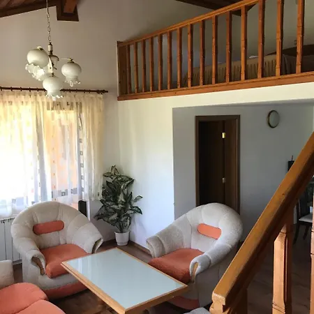 Szálloda Daf Trans 2*