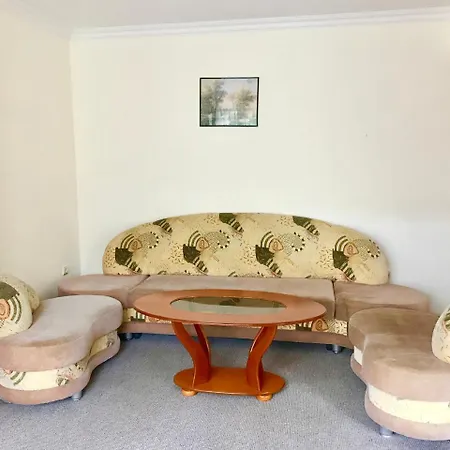 Daf Trans Szálloda Pestera